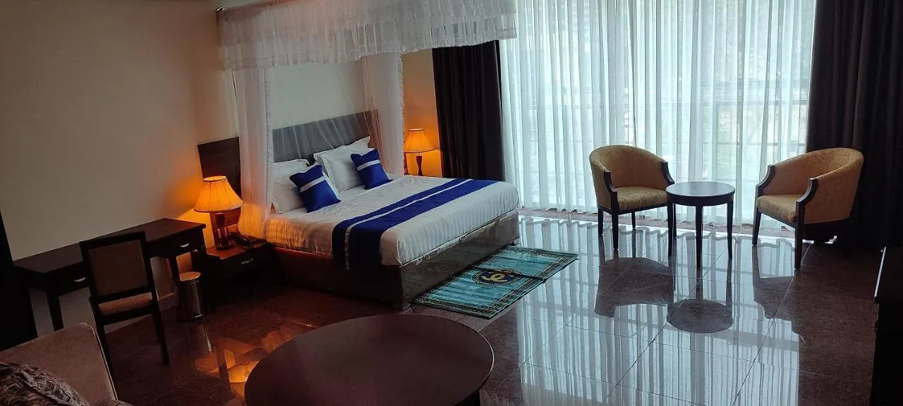 Koki Hotel カンパラ